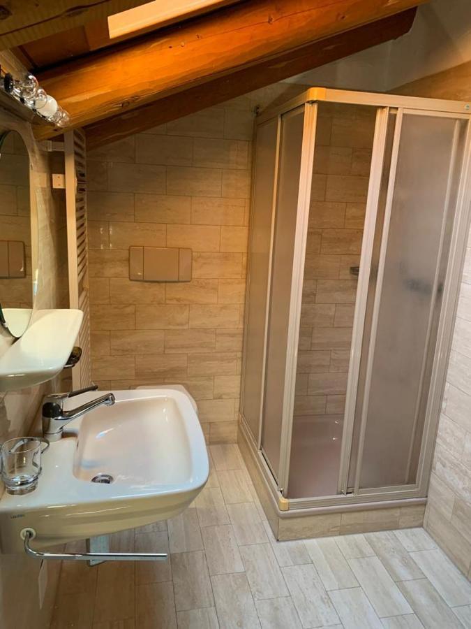 Ferienwohnung Jalet Tschierv Buitenkant foto